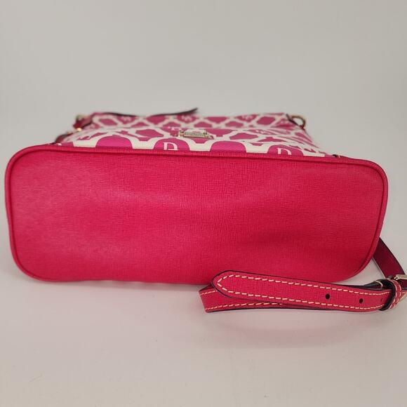 Dooney & Bourke Pink & White Geo Print Canvas Crossbody - Picture 6 of 16